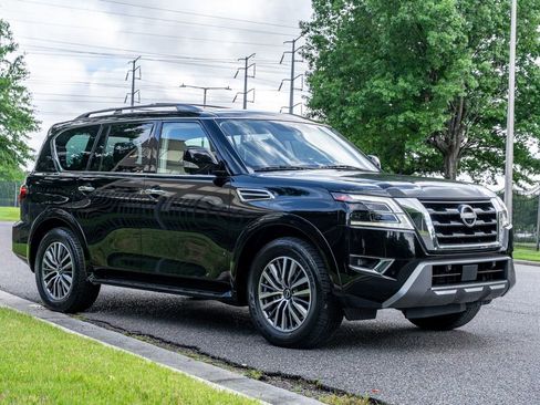 Used 2023 Nissan Armada SL w/ Cargo Package RWD image 4