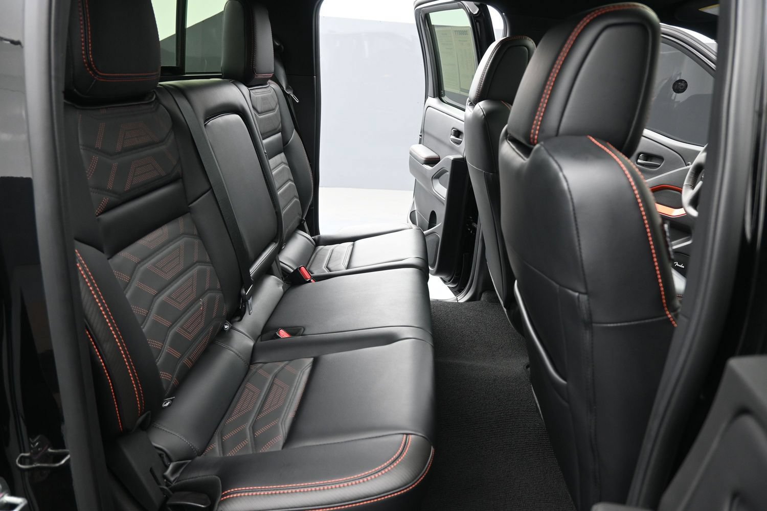 Used 2026 Nissan Frontier Pro-X w/ Pro Premium Package RWD image 12