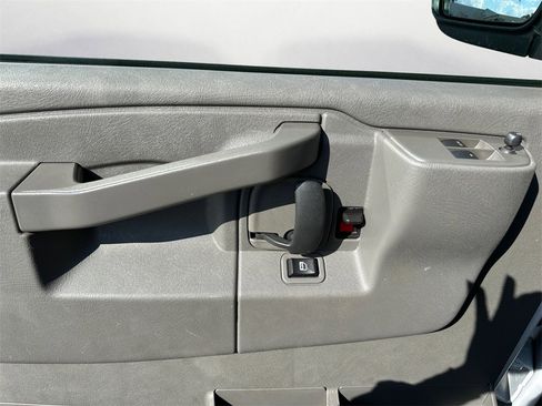 Used 2024 Chevrolet Express 2500 w/ Driver Convenience Package image 23