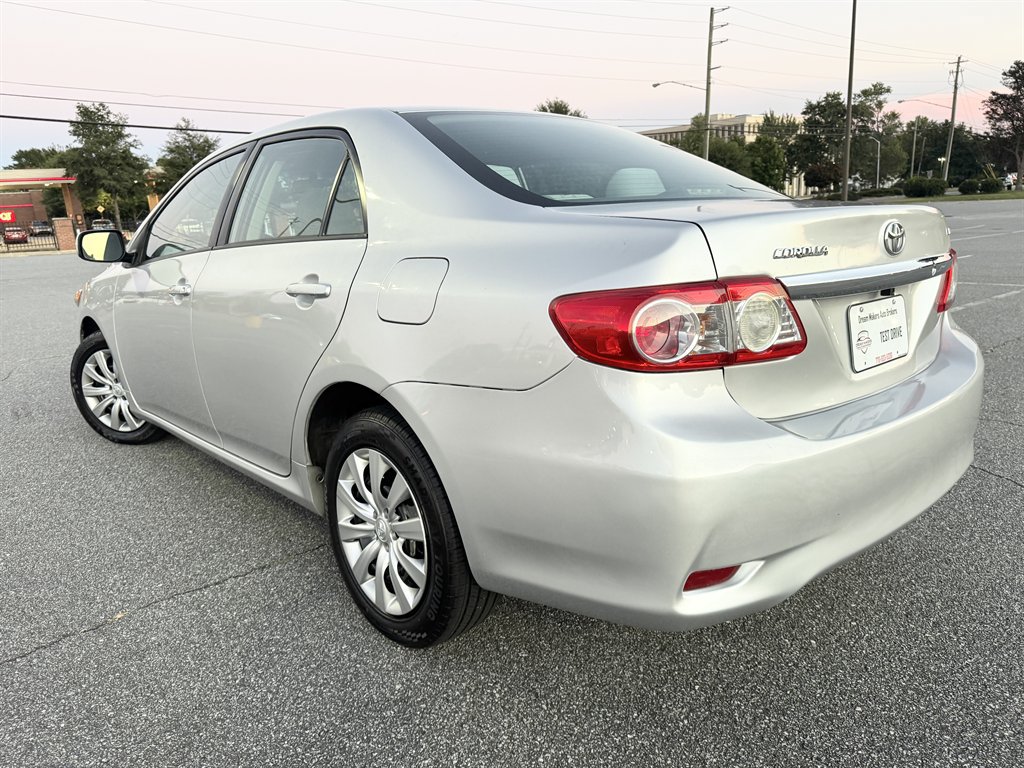 Used 2012 Toyota Corolla LE FWD image 22