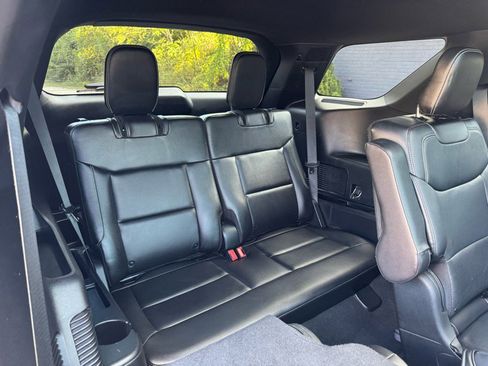 Used 2020 Ford Explorer ST w/ Premium Technology Package image 12