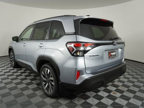 New 2025 Subaru Forester Touring image 5