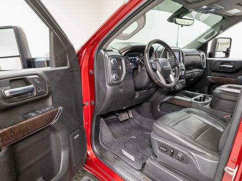 Used 2020 GMC Sierra 2500 Denali w/ Denali Ultimate Package image 13