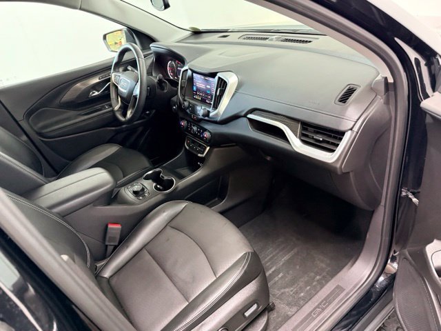 Used 2024 GMC Terrain SLT w/ Elevation Edition FWD image 31