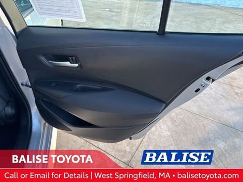 Used 2020 Toyota Corolla LE image 27