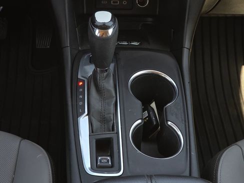 Used 2020 Chevrolet Equinox Premier image 14