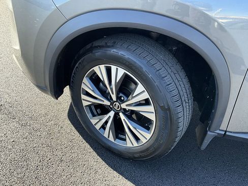 Used 2021 Nissan Rogue SV image 24