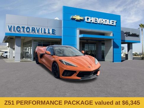 Used 2022 Chevrolet Corvette Stingray Premium Conv w/ Z51 Performance Package RWD image 3