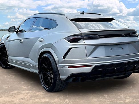 Used 2021 Lamborghini Urus AWD/4WD image 6