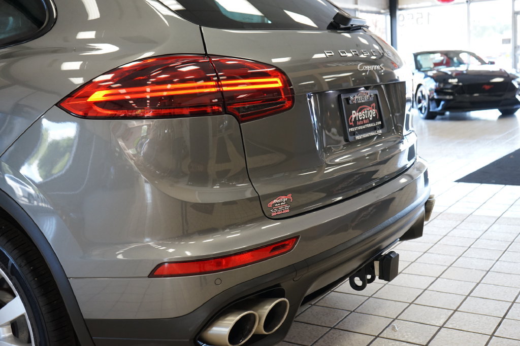 Used 2017 Porsche Cayenne S AWD/4WD image 17