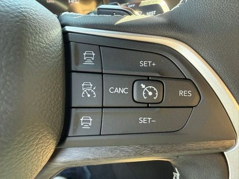 New 2025 Jeep Grand Cherokee L Limited w/ Trailer Tow Package image 13