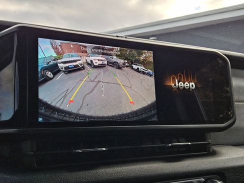 Used 2024 Jeep Wrangler Sport image 20