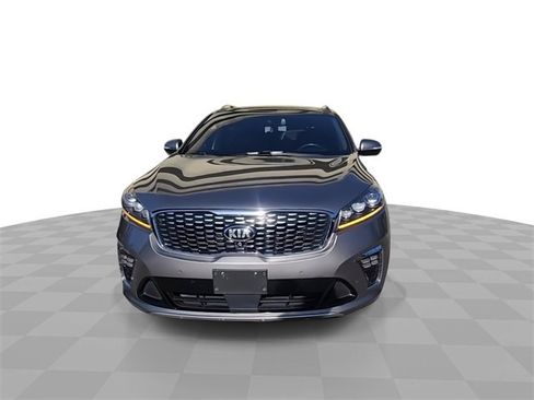 Used 2019 Kia Sorento SX image 3