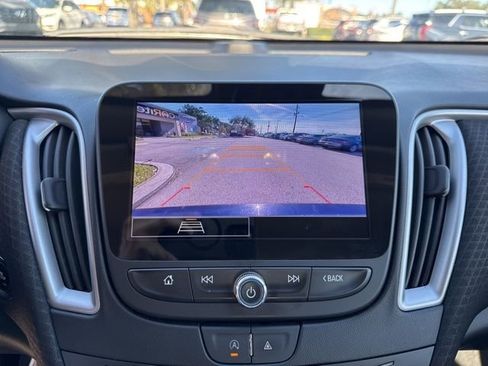 Used 2023 Chevrolet Malibu LT FWD image 28