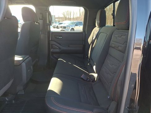 Used 2024 Nissan Frontier PRO-4X w/ Off-Road Protection Package image 10