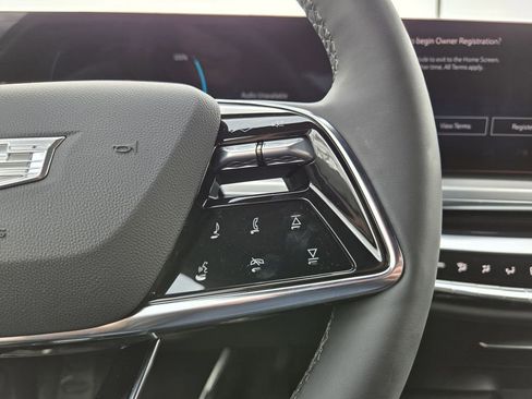 New 2026 Cadillac Lyriq Signature Sport image 18