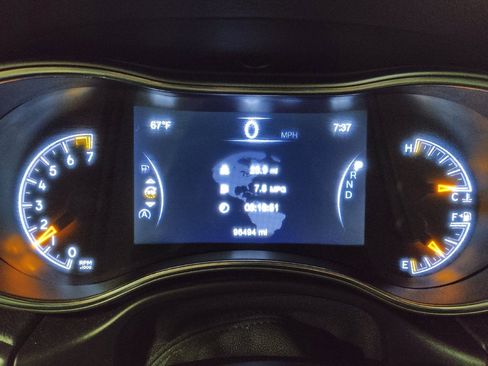 Used 2019 Jeep Grand Cherokee Limited image 23