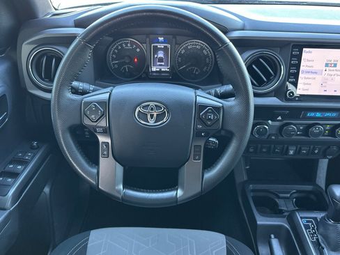Certified 2023 Toyota Tacoma TRD Off-Road image 14