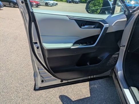 Certified 2025 Toyota RAV4 XLE w/ Convenience Package AWD/4WD image 19