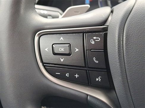 Used 2022 Lexus ES 300h Ultra Luxury w/ Accessory Package 2 image 21