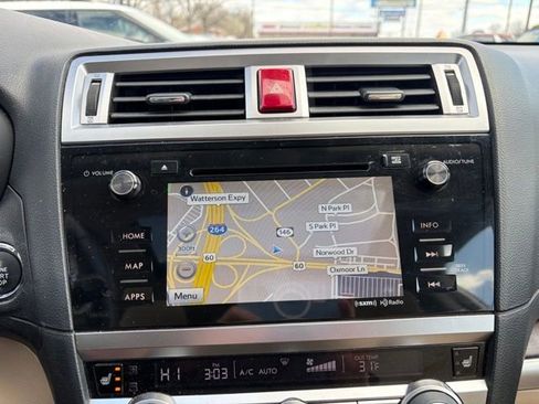 Used 2017 Subaru Outback 2.5i Limited image 6