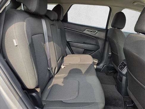 Used 2024 Kia Sportage LX AWD/4WD image 19