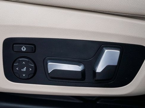 Used 2019 BMW X3 sDrive30i w/ Convenience Package image 25