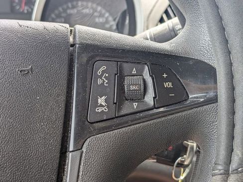 Used 2017 Chevrolet Equinox LS image 24