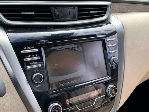 Used 2023 Nissan Murano SL w/ SL Moonroof Package FWD image 11