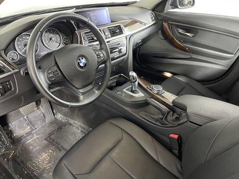 Used 2016 BMW 320i xDrive Sedan image 11