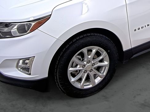 Used 2018 Chevrolet Equinox LT FWD image 7