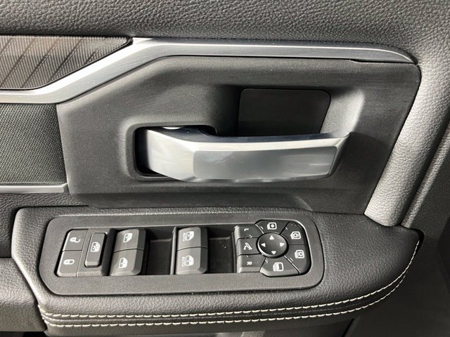 New 2027 RAM 3500 Big Horn AWD/4WD image 21