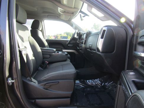 Used 2015 Chevrolet Silverado 2500 LT w/ LT Convenience Package image 18