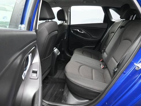 Used 2018 Hyundai Elantra GT image 30