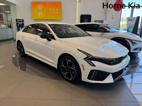 New 2026 Kia K5 GT-Line image 2