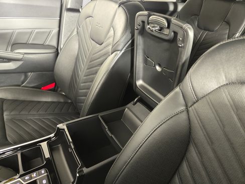 Used 2024 Kia Sorento SX Prestige image 31