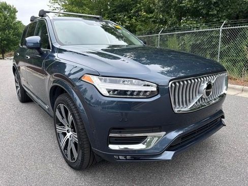 Used 2022 Volvo XC90 T6 Inscription w/ Advanced Package AWD/4WD image 3