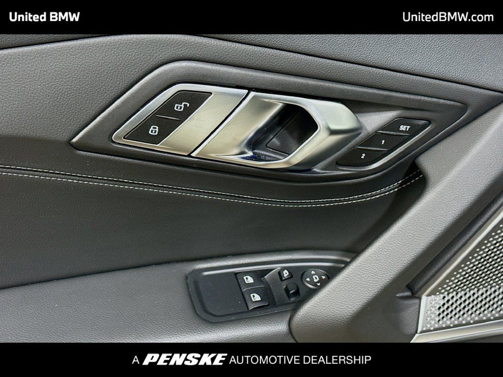 Used 2020 BMW Z4 M40i w/ Executive Package RWD image 3