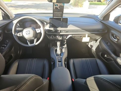 New 2026 Honda HR-V EX-L image 10