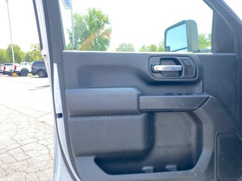 Used 2021 Chevrolet Silverado 2500 Custom w/ Custom Value Package AWD/4WD image 14