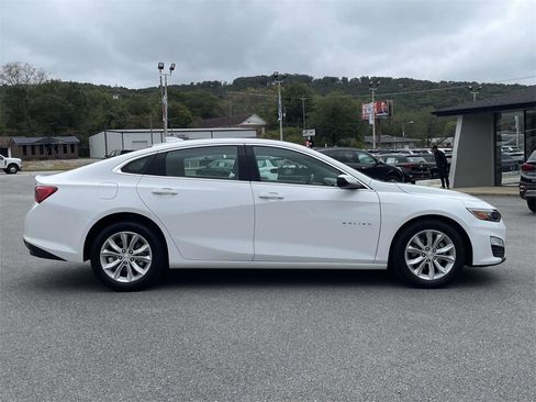 Used 2025 Chevrolet Malibu LT image 7