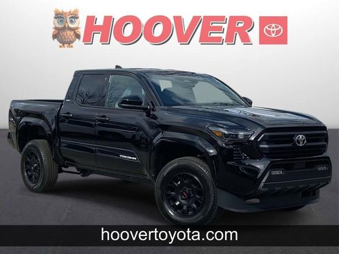 Used 2025 Toyota Tacoma TRD Sport image 1
