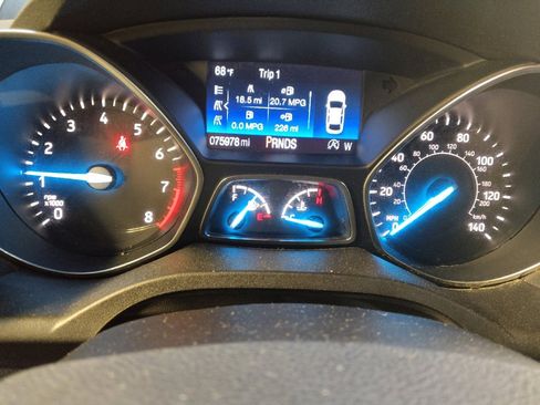 Used 2018 Ford Escape SE image 23