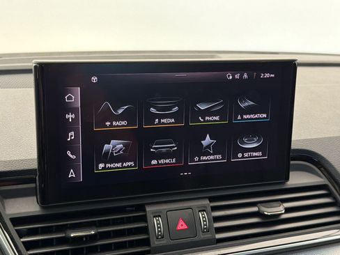 Used 2024 Audi Q5 2.0T Premium Plus AWD/4WD image 21