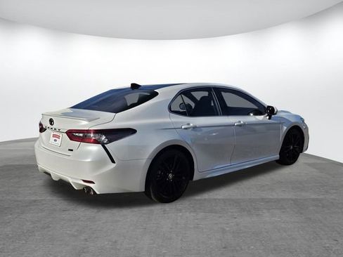 Used 2022 Toyota Camry XSE w/ Navigation Package image 4