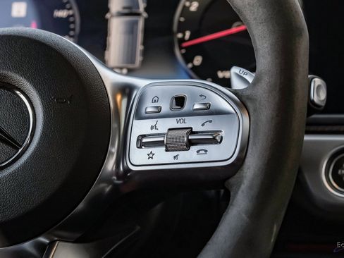 Used 2021 Mercedes-Benz G 63 AMG G 63 AMG 4MATIC Interior Pac image 39