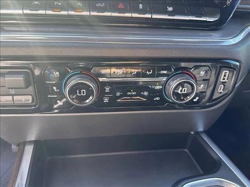 Used 2023 Chevrolet Silverado 1500 High Country w/ Technology Package image 14