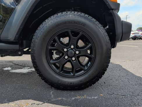 Used 2020 Jeep Wrangler Unlimited Sport AWD/4WD image 29