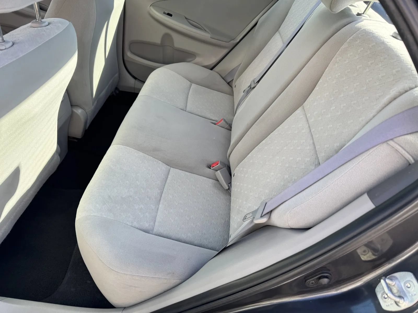 Used 2009 Toyota Corolla LE w/ All Weather Guard Pkg FWD image 26