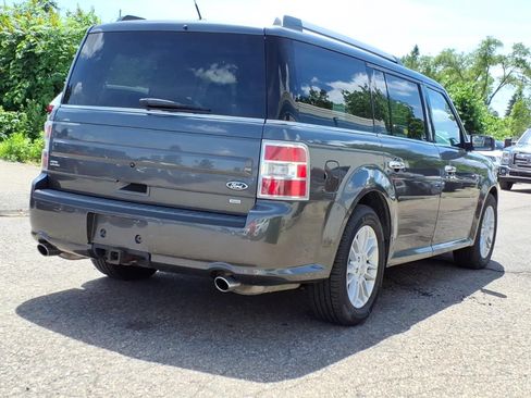 Used 2019 Ford Flex SEL w/ Equipment Group 202A AWD/4WD image 5